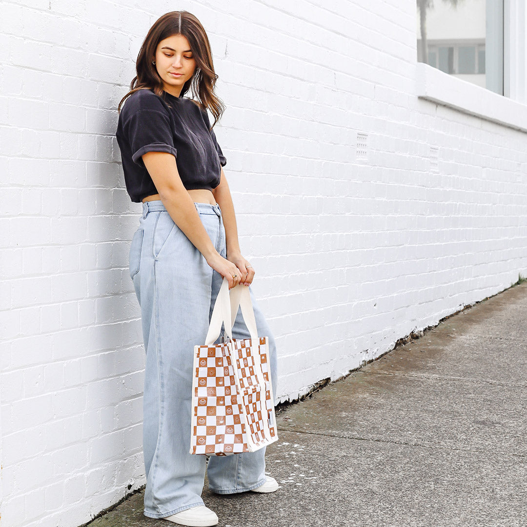 Hello Weekend Neutral Palm Trees, Hearts & Shells - Daily Market Tote Bag with Pocket