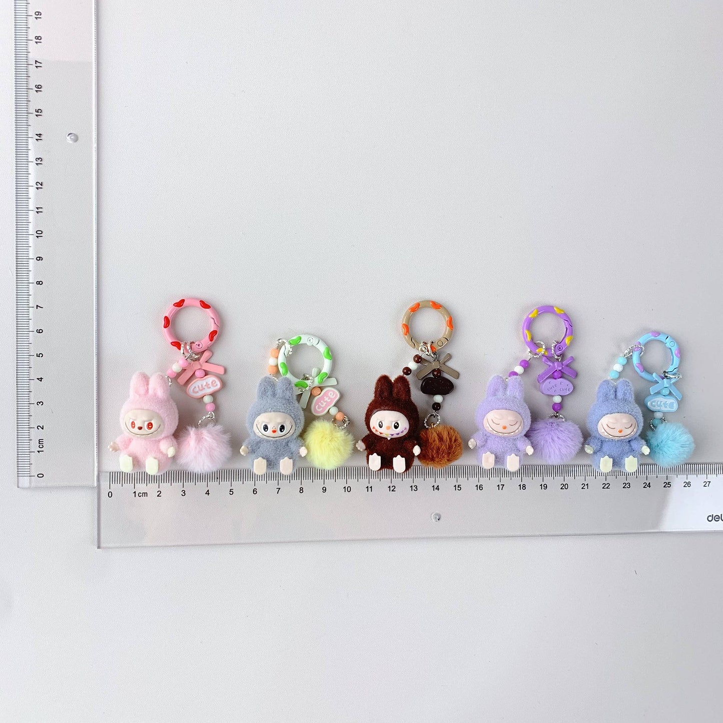 Labubu Hot-Selling Cute Keychain for Girls,Car Key Accessory: Pink